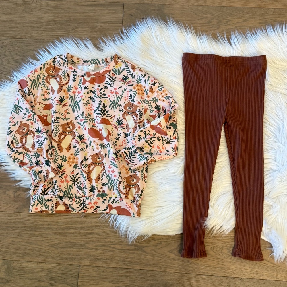 SHEIN Kids Animal Print Top and Rust Leggings